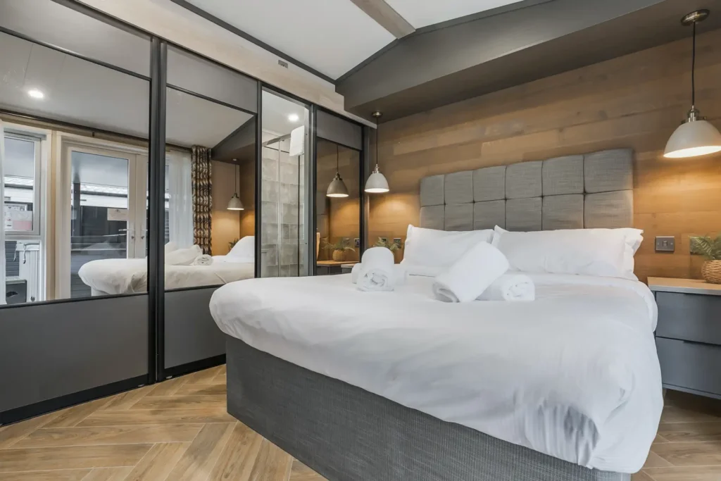 Double bedroom in Single Lodge 13